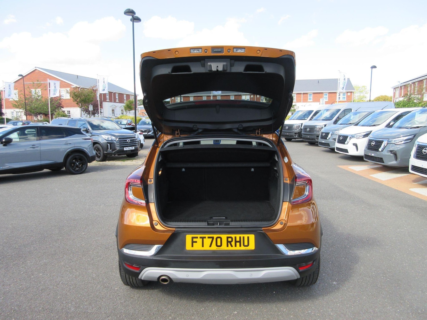 Used Renault Captur 2020 for sale - 76657325: Photo 39