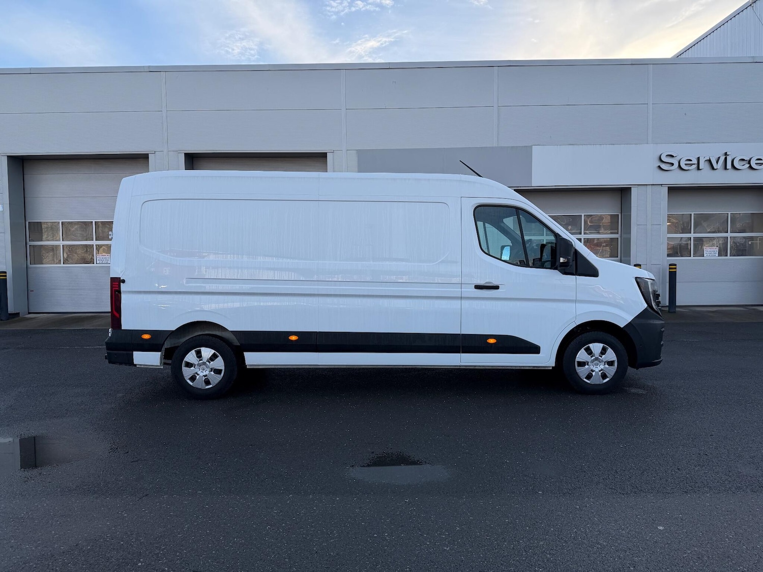 Used Nissan Interstar 2025 for sale - 76866537: Photo 2