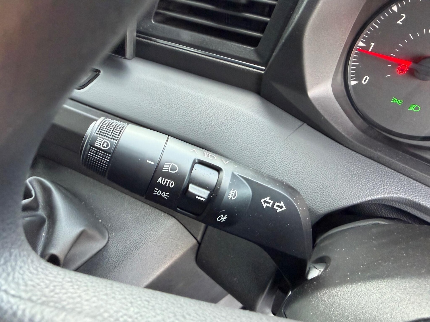 Used Nissan Interstar 2025 for sale - 76866537: Photo 40