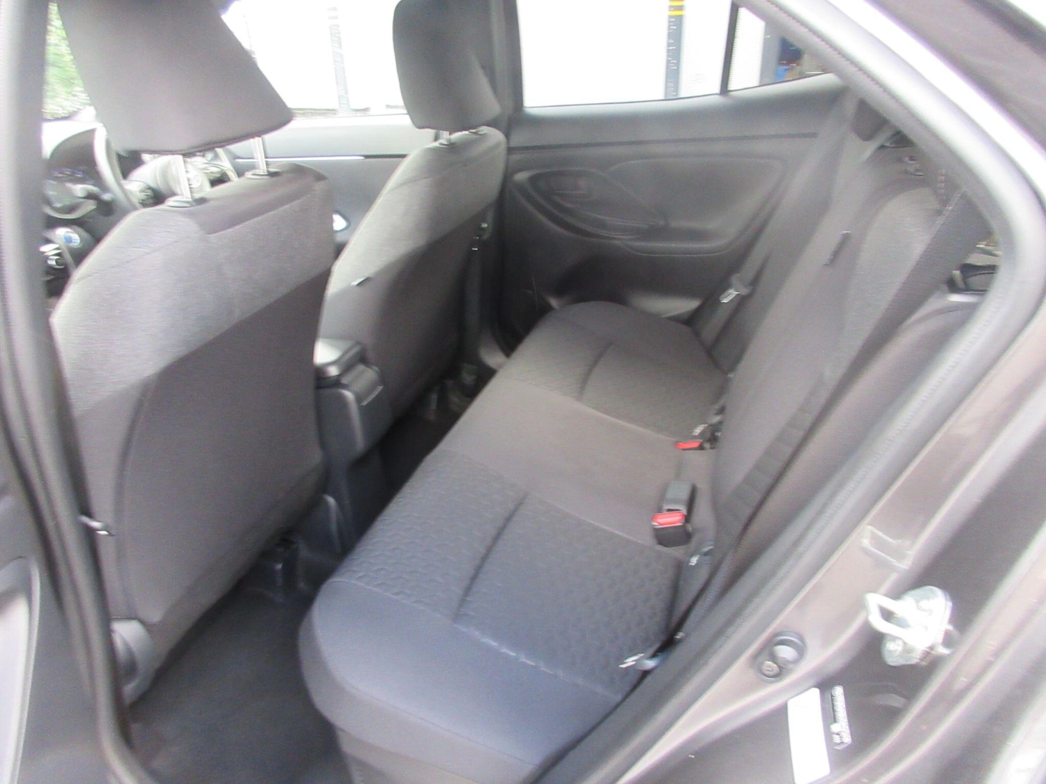 Used Toyota Yaris Cross 2023 for sale - 77015531: Photo 9