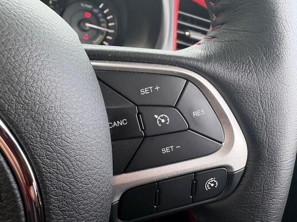 Used Jeep Renegade 2024 for sale - 76094825: Photo 28