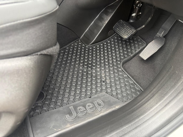 Used Jeep Renegade 2024 for sale - 76094825: Photo 62