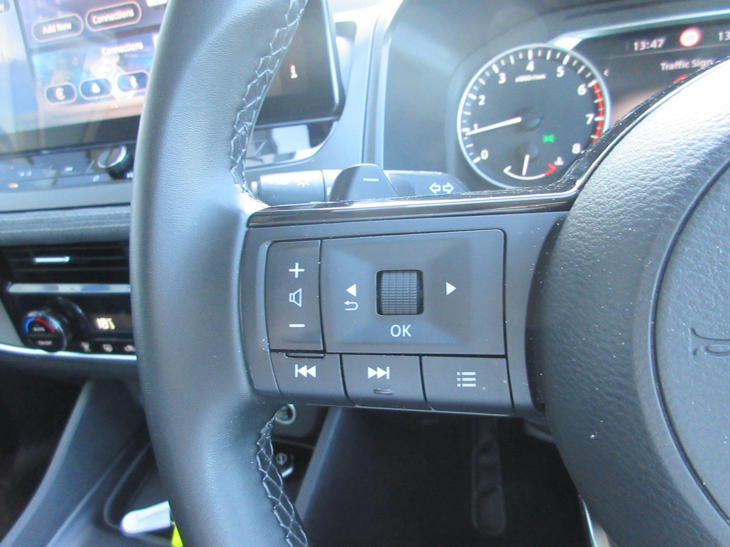 Used Nissan Qashqai 2024 for sale - 75940114: Photo 18