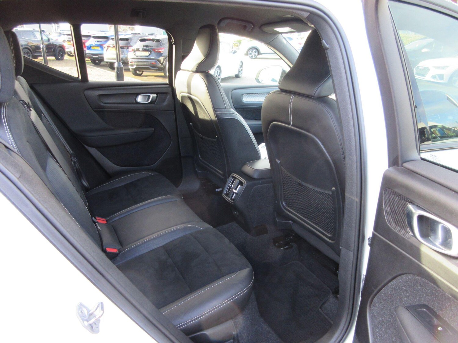 Used Volvo XC40 2019 for sale - 76772236: Photo 12