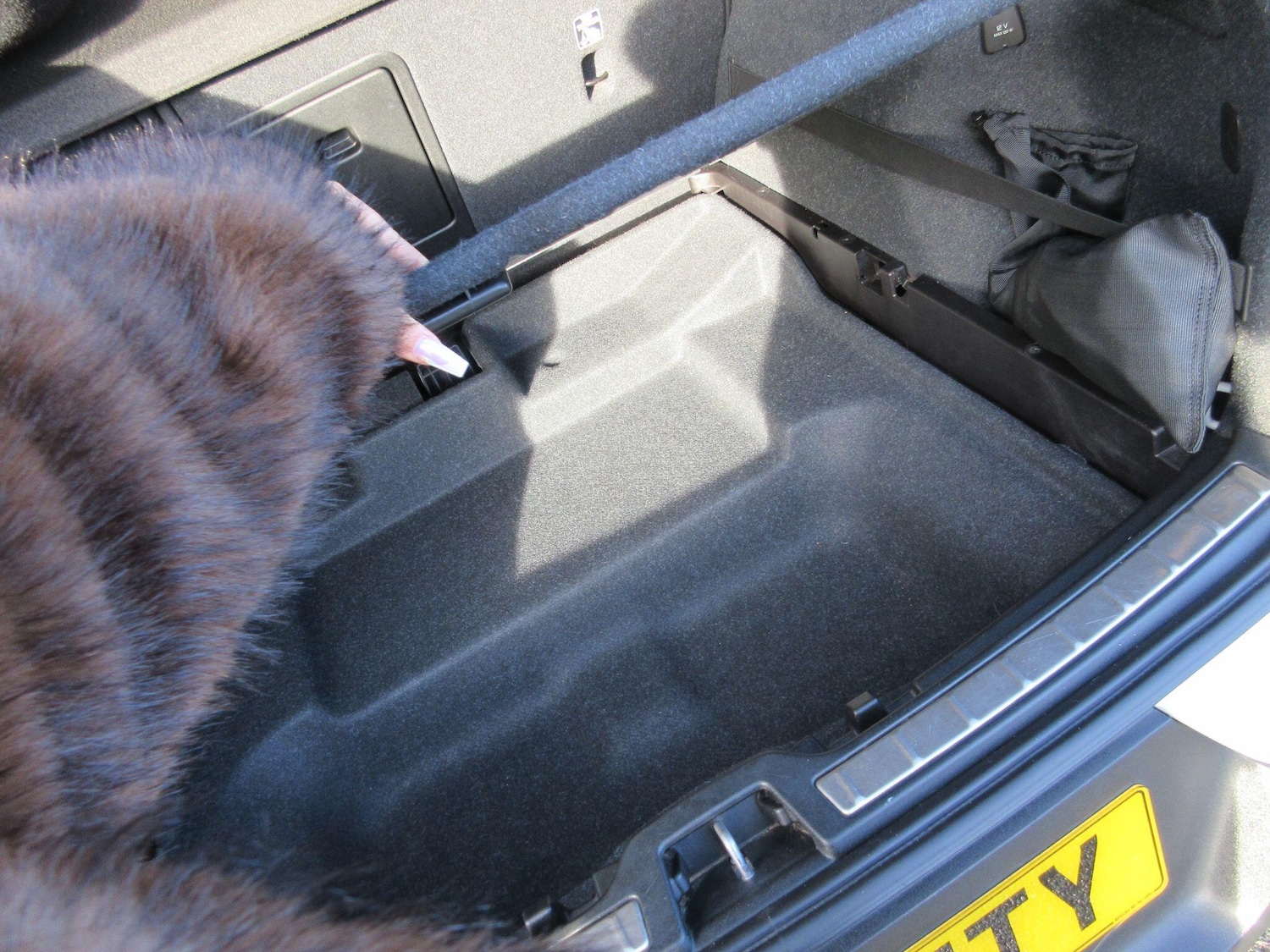 Used Volvo XC40 2019 for sale - 76772236: Photo 32