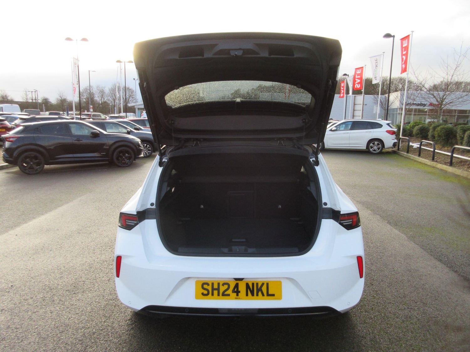 Used Vauxhall Astra 2024 for sale - 77029974: Photo 11