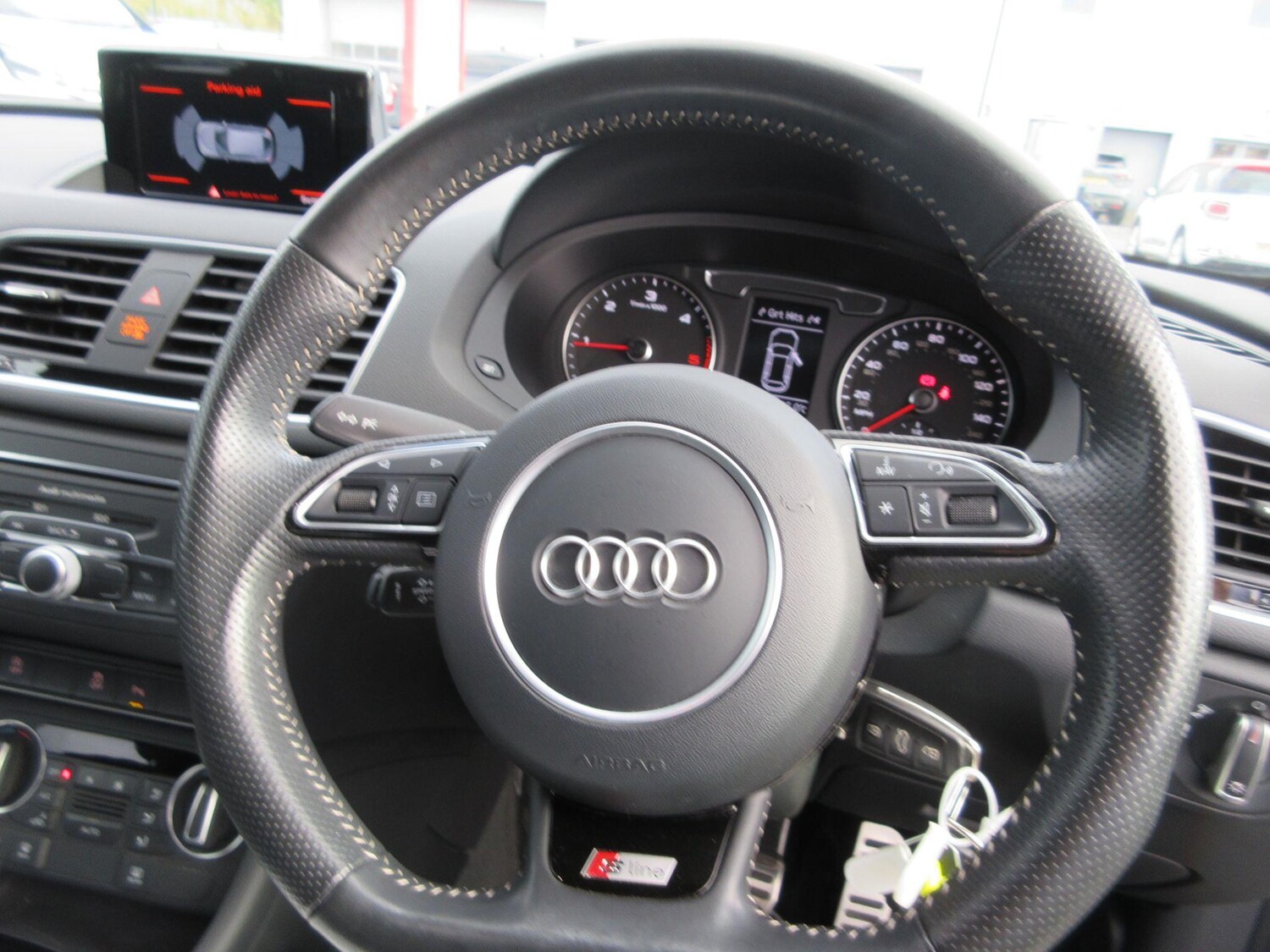 Used Audi Q3 2018 for sale - 76109438: Photo 40