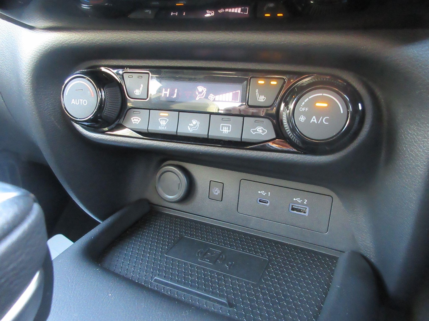 Used Nissan Juke 2024 for sale - 76549750: Photo 18