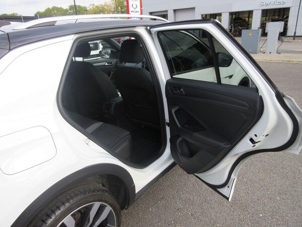 Used Volkswagen T-Roc 2021 for sale - 76109070: Photo 24