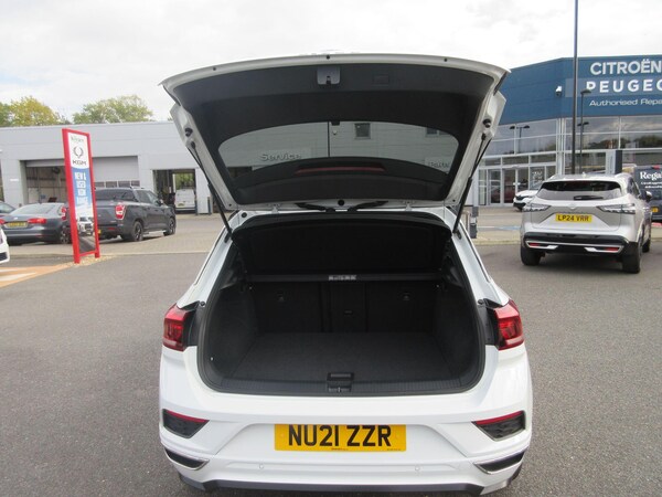Used Volkswagen T-Roc 2021 for sale - 76109070: Photo 9