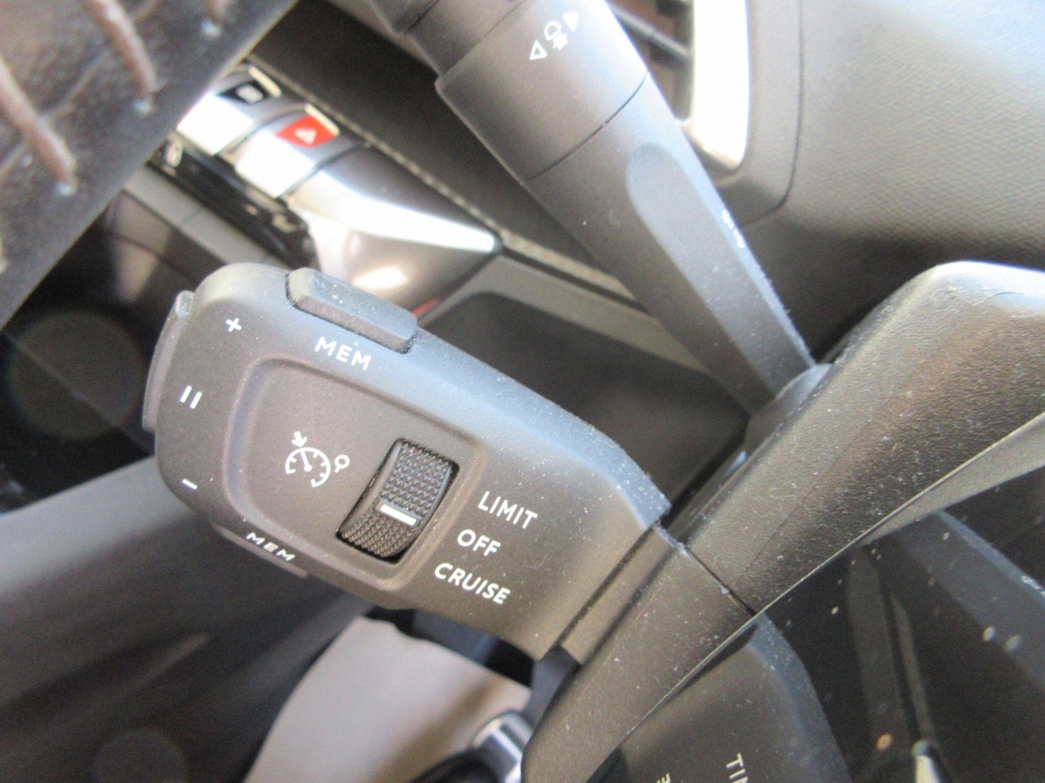 Used Peugeot 3008 2022 for sale - 77957136: Photo 36