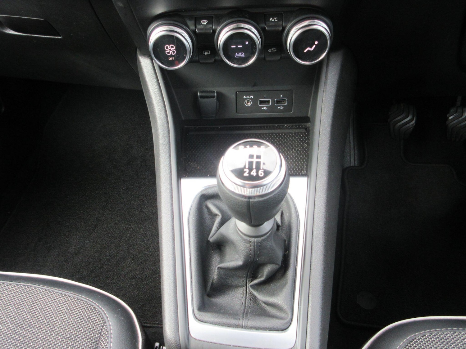 Used Renault Captur 2023 for sale - 77598422: Photo 20