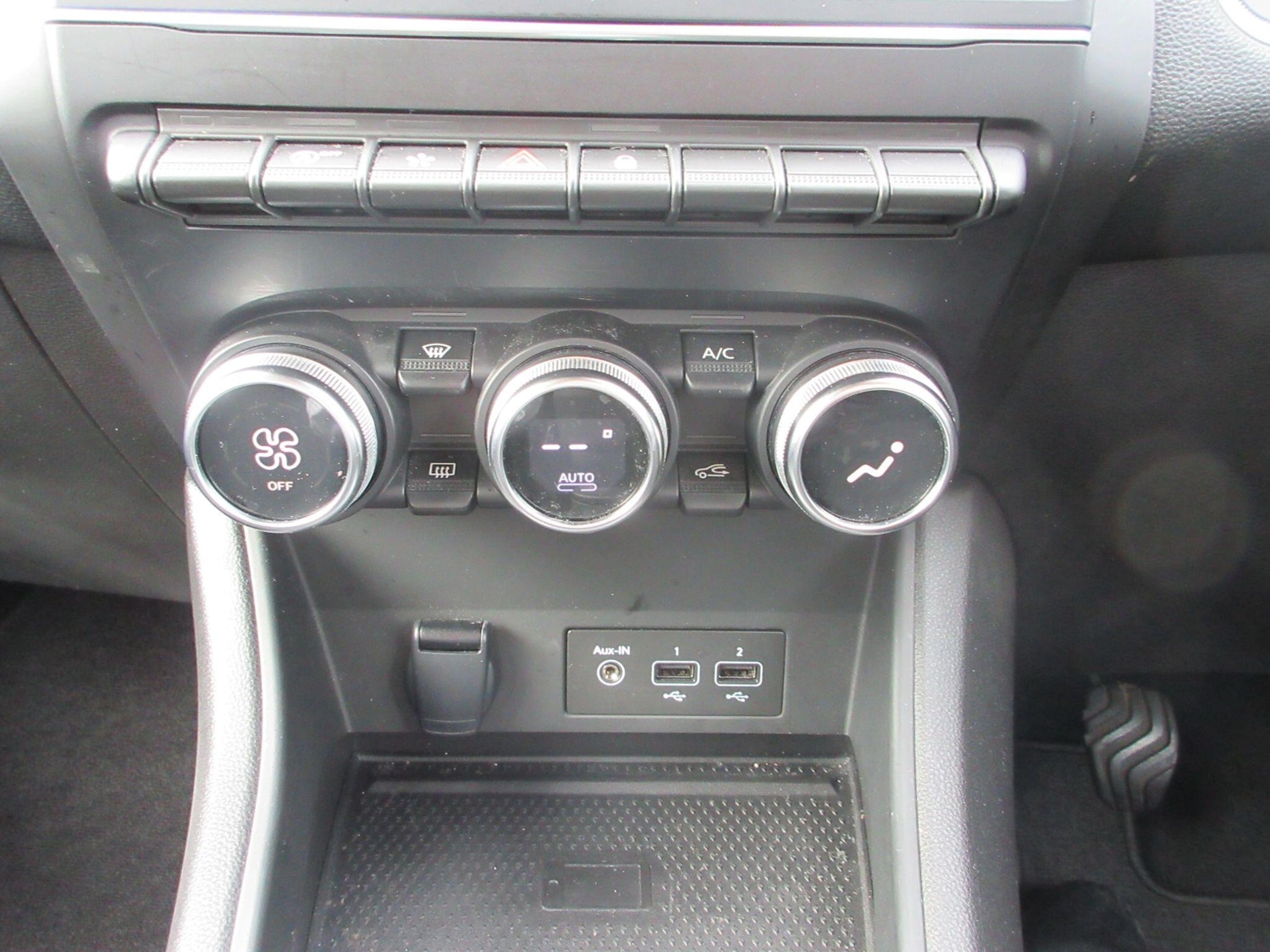 Used Renault Captur 2023 for sale - 77598422: Photo 29