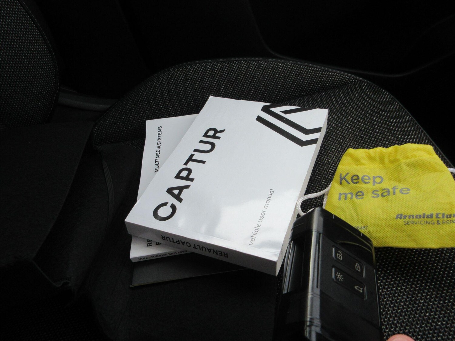 Used Renault Captur 2023 for sale - 77598422: Photo 49