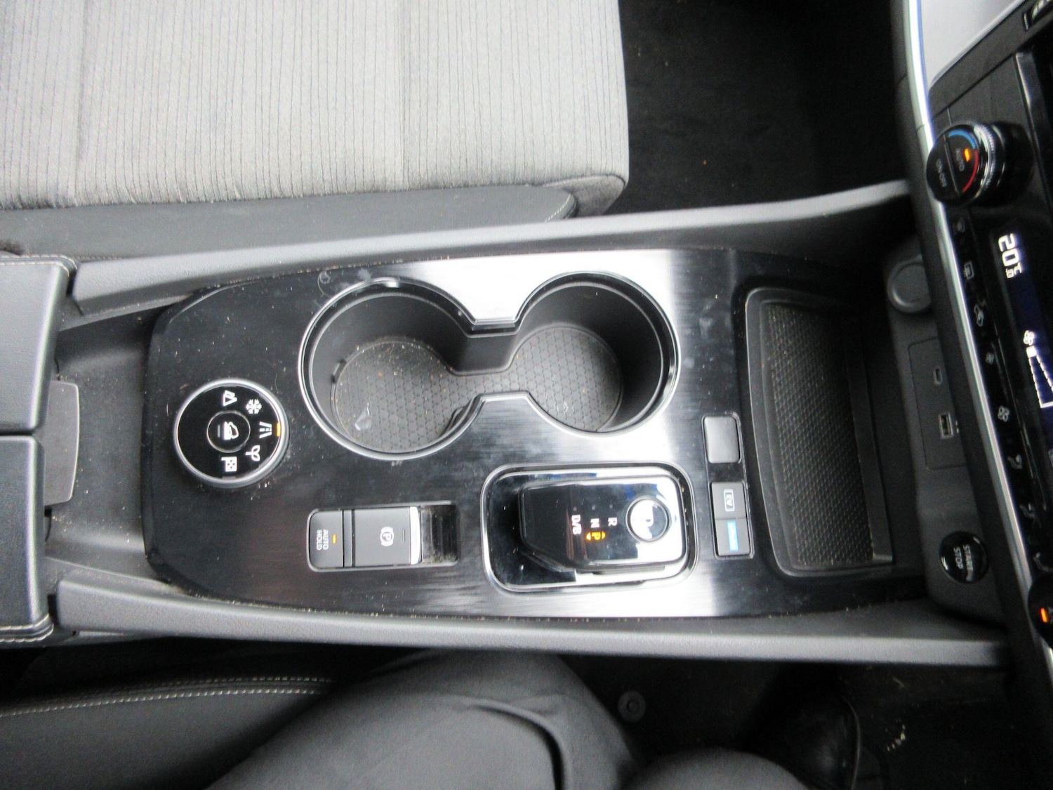 Used Nissan X-Trail 2023 for sale - 77598873: Photo 35