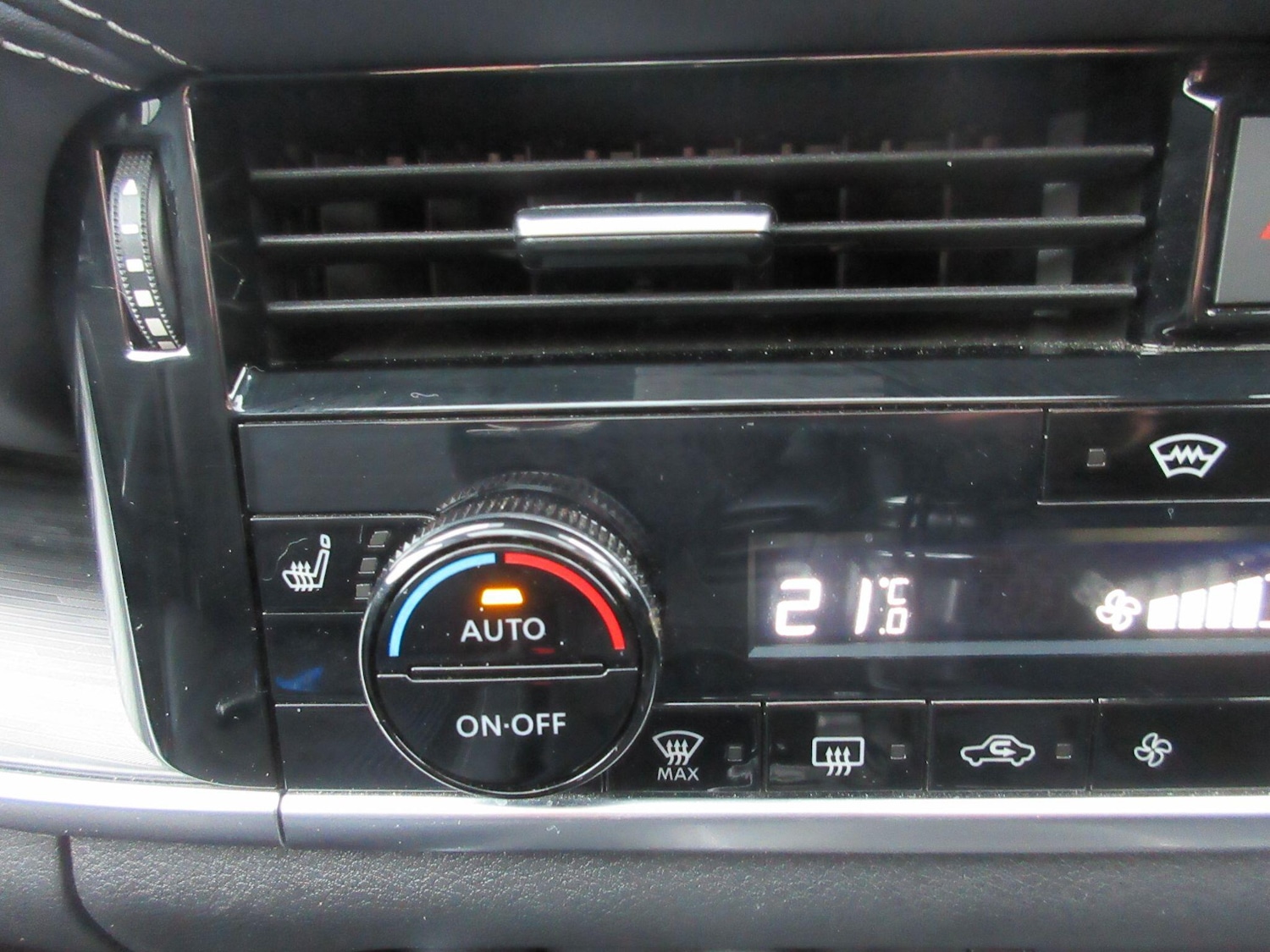 Used Nissan Qashqai 2023 for sale - 76926034: Photo 31