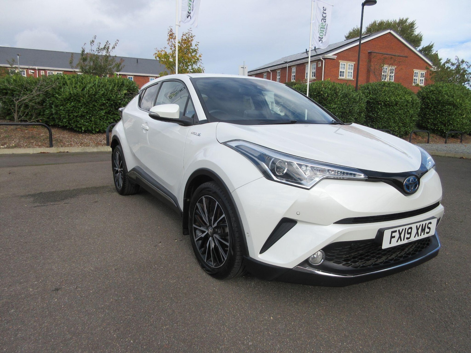 Used Toyota C-HR 2019 for sale - 76361440: Photo 1