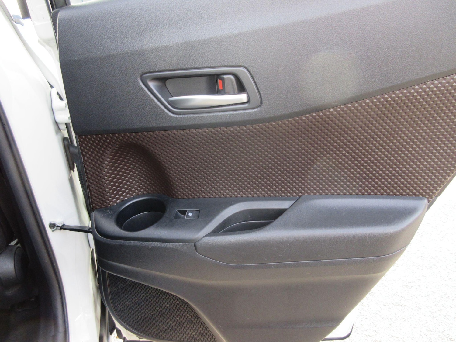 Used Toyota C-HR 2019 for sale - 76361440: Photo 23