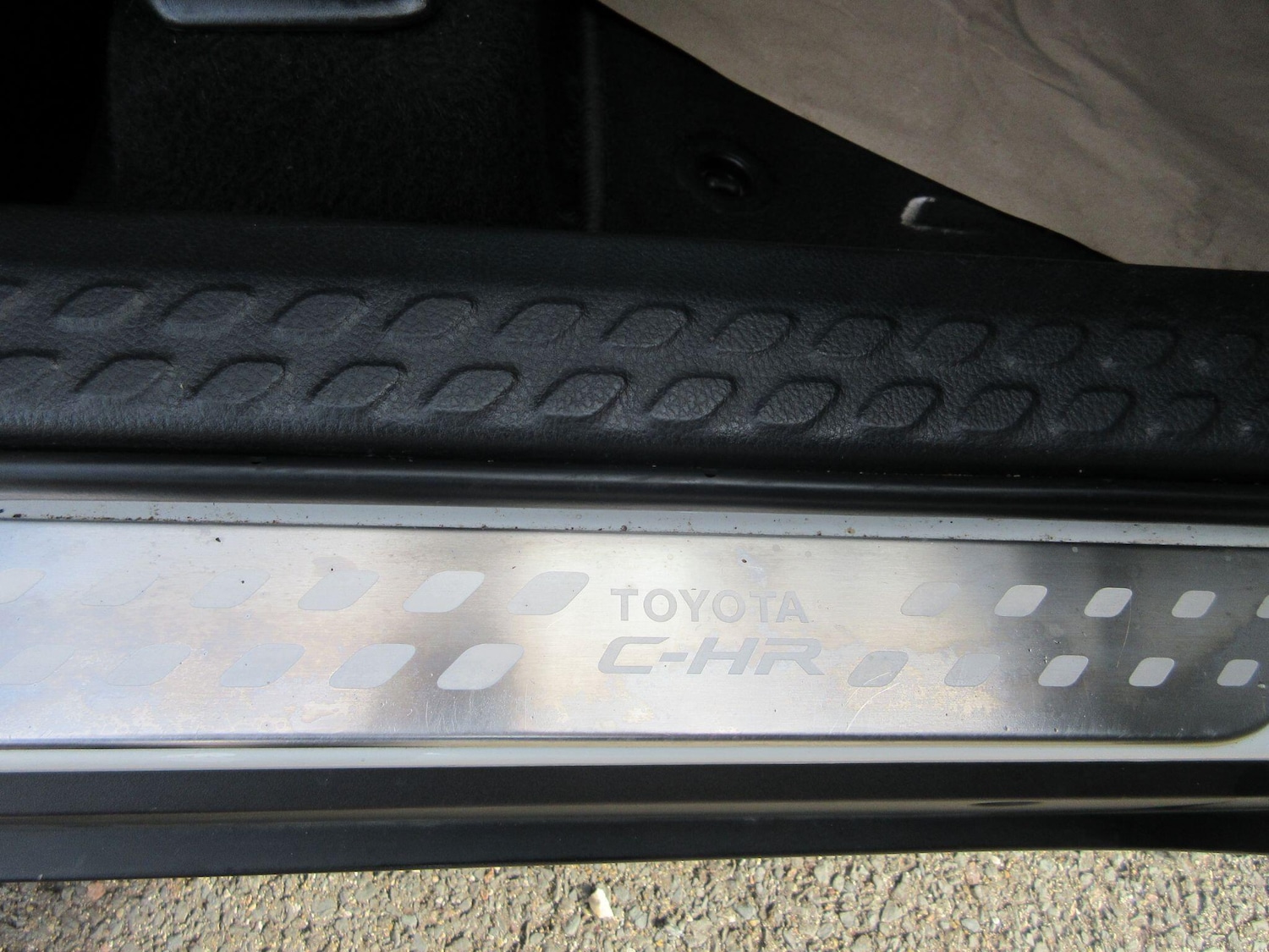 Used Toyota C-HR 2019 for sale - 76361440: Photo 47