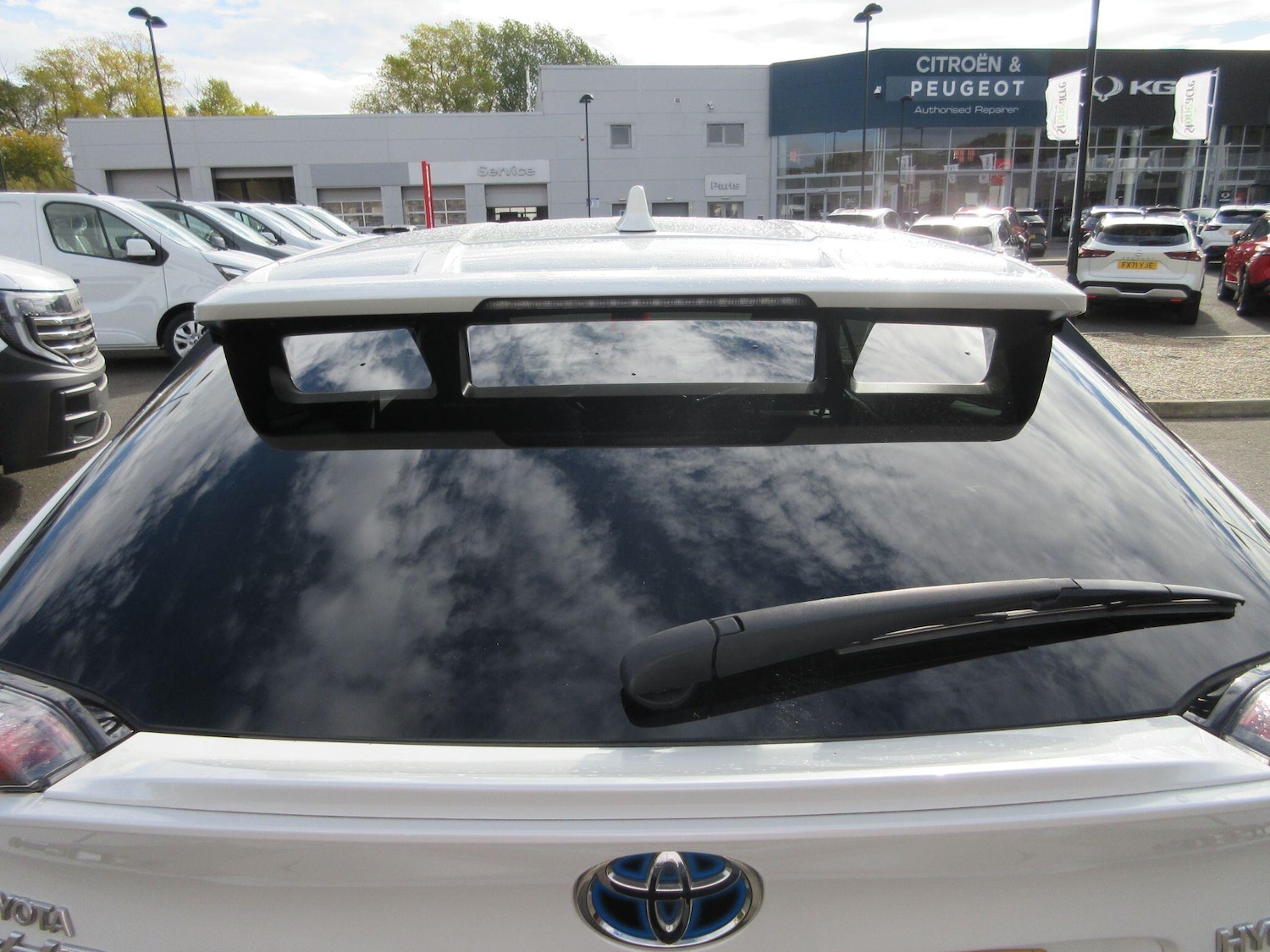 Used Toyota C-HR 2019 for sale - 76361440: Photo 48