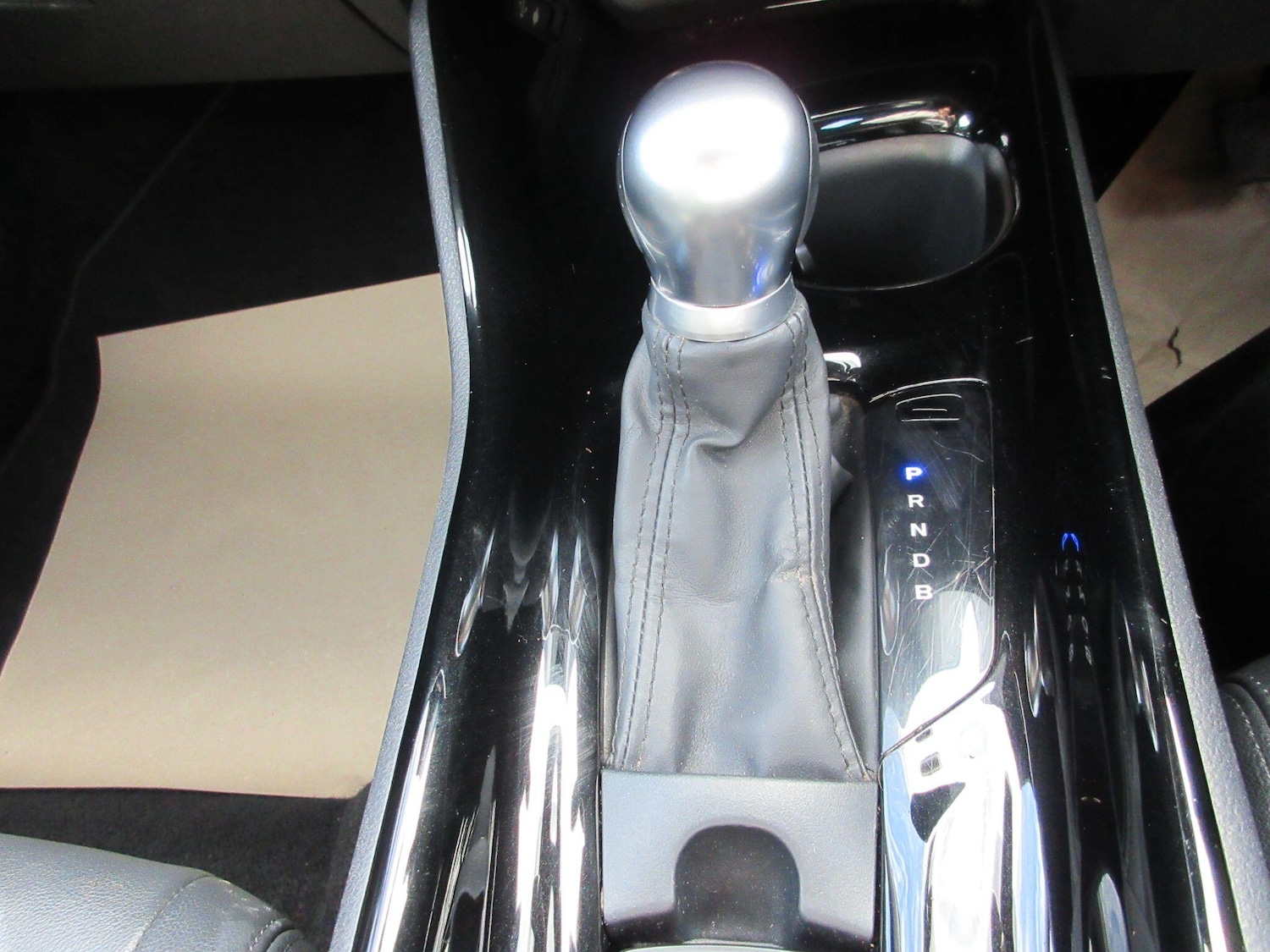 Used Toyota C-HR 2019 for sale - 76361440: Photo 6