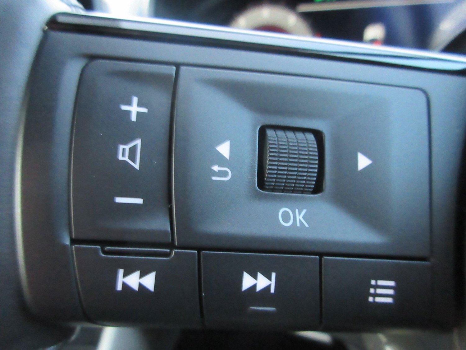 Used Nissan Juke 2024 for sale - 76765987: Photo 21