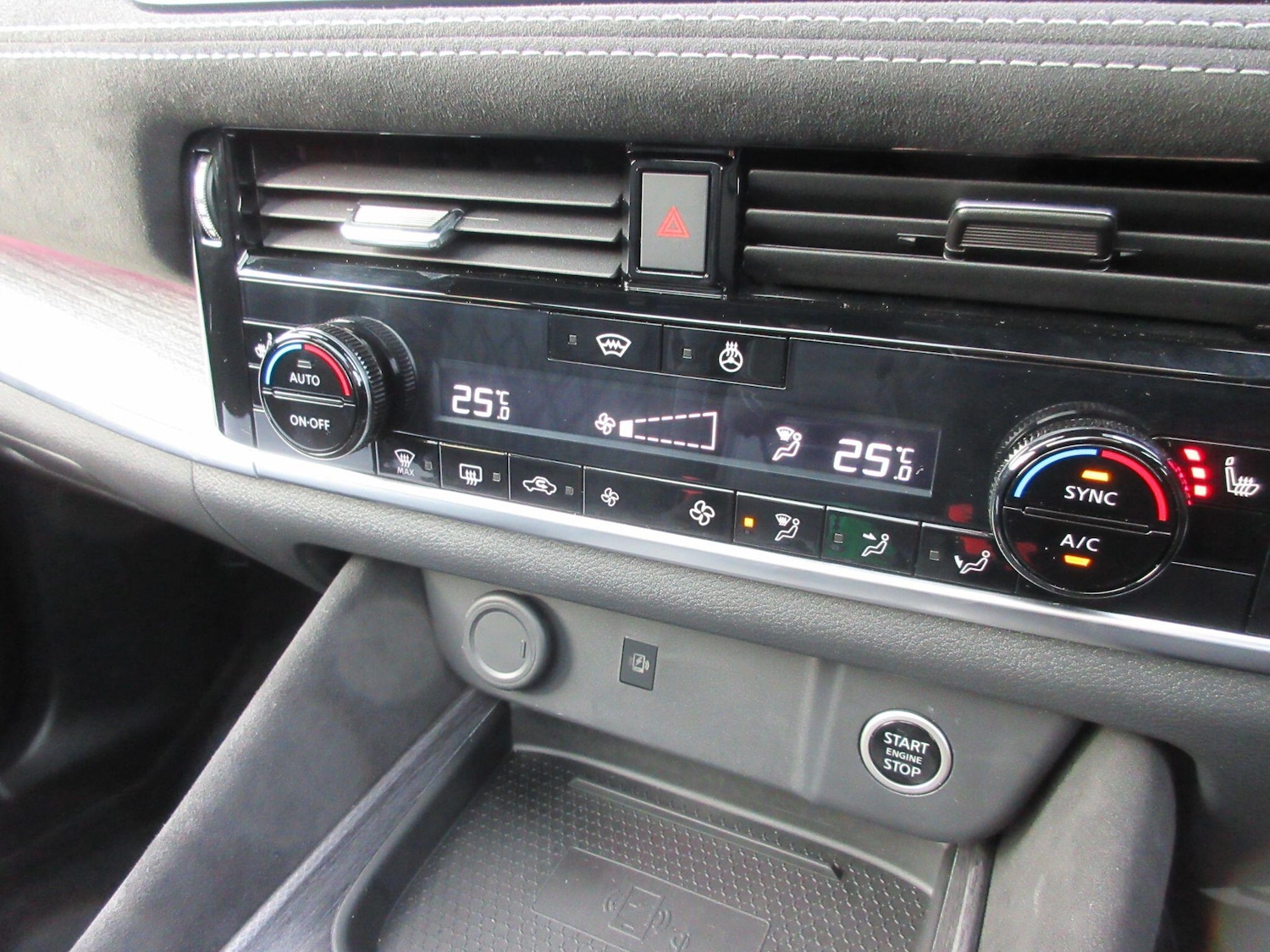 Used Nissan Qashqai 2024 for sale - 76936696: Photo 43