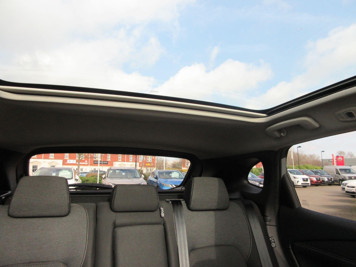 Used Nissan Qashqai for sale - 77671965: Photo 12