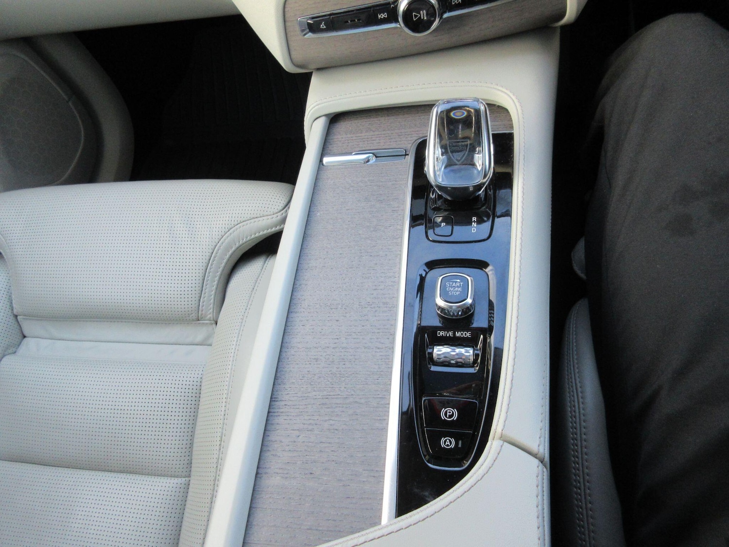 Used Volvo XC90 2021 for sale - 76771660: Photo 23