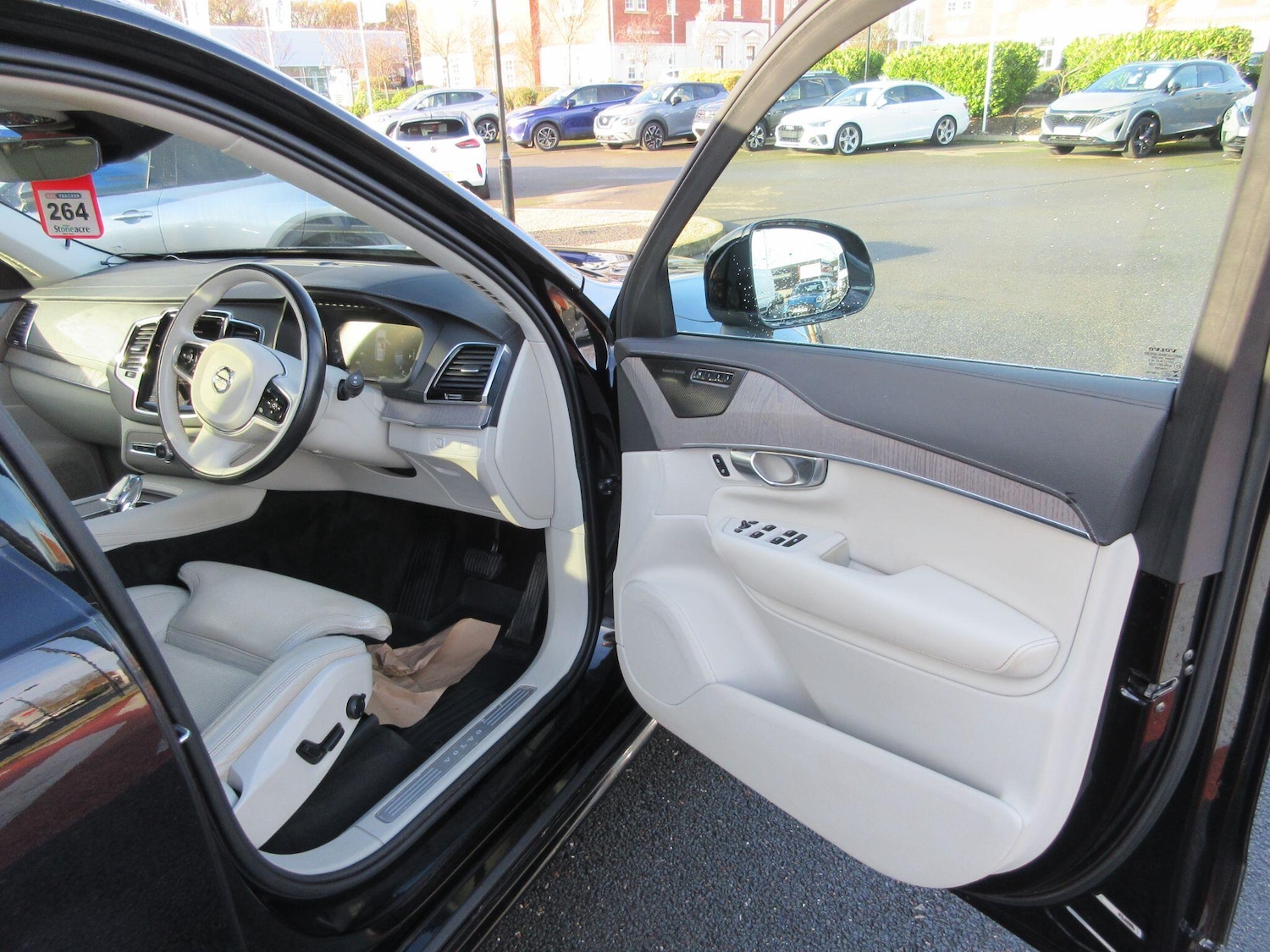 Used Volvo XC90 2021 for sale - 76771660: Photo 30