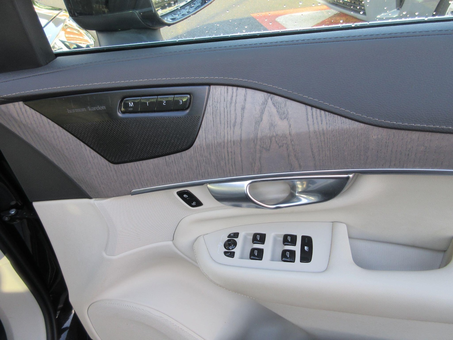 Used Volvo XC90 2021 for sale - 76771660: Photo 31