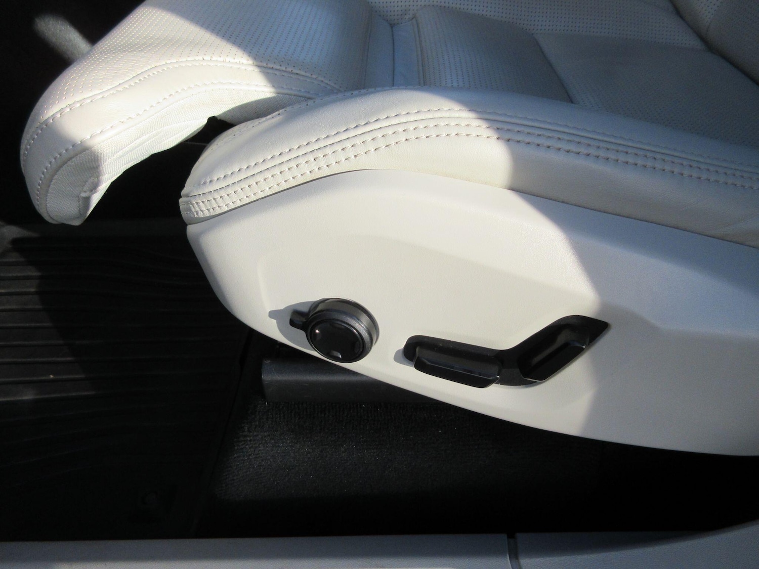 Used Volvo XC90 2021 for sale - 76771660: Photo 57