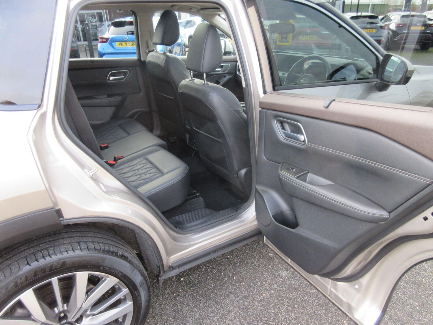 Used Nissan X-Trail for sale - 77657911: Photo 22