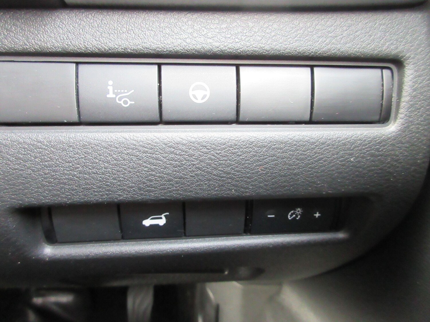 Used Nissan X-Trail for sale - 77657911: Photo 29