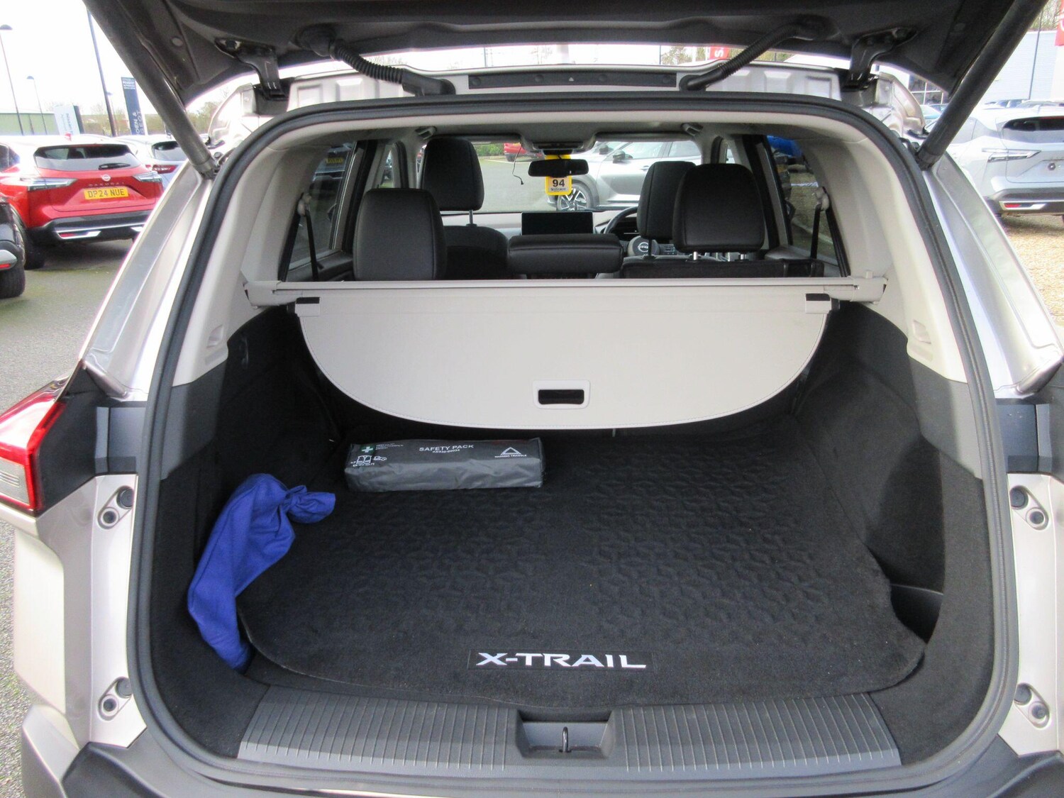 Used Nissan X-Trail for sale - 77657911: Photo 45