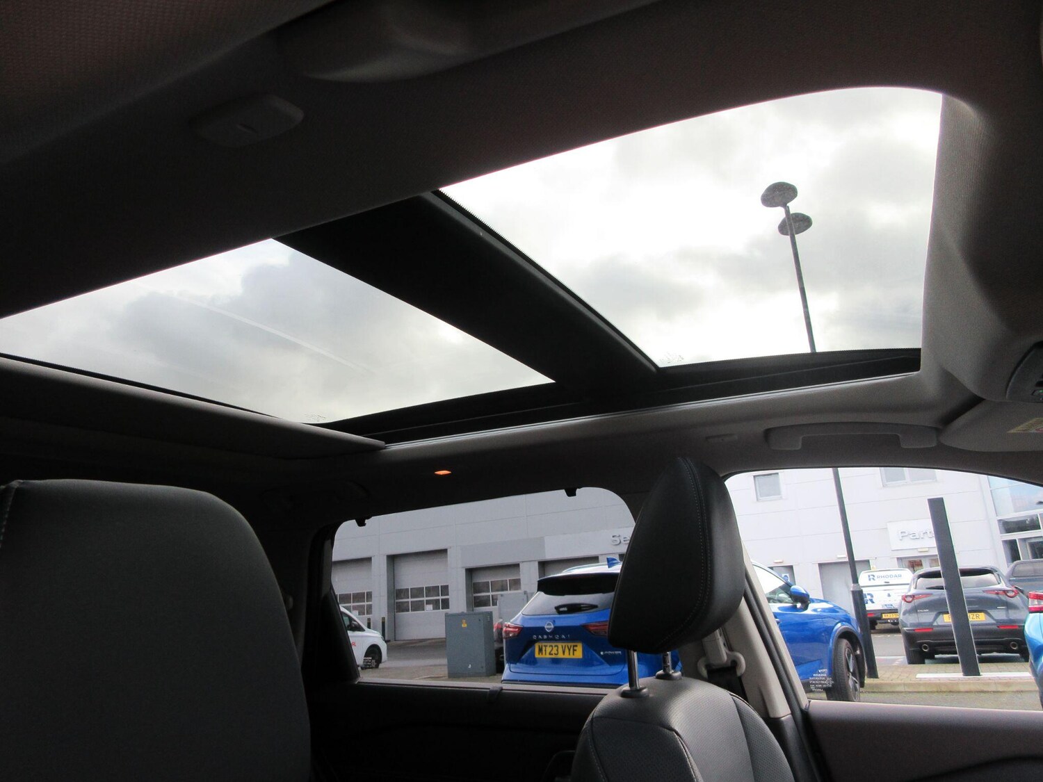 Used Nissan X-Trail for sale - 77657911: Photo 47