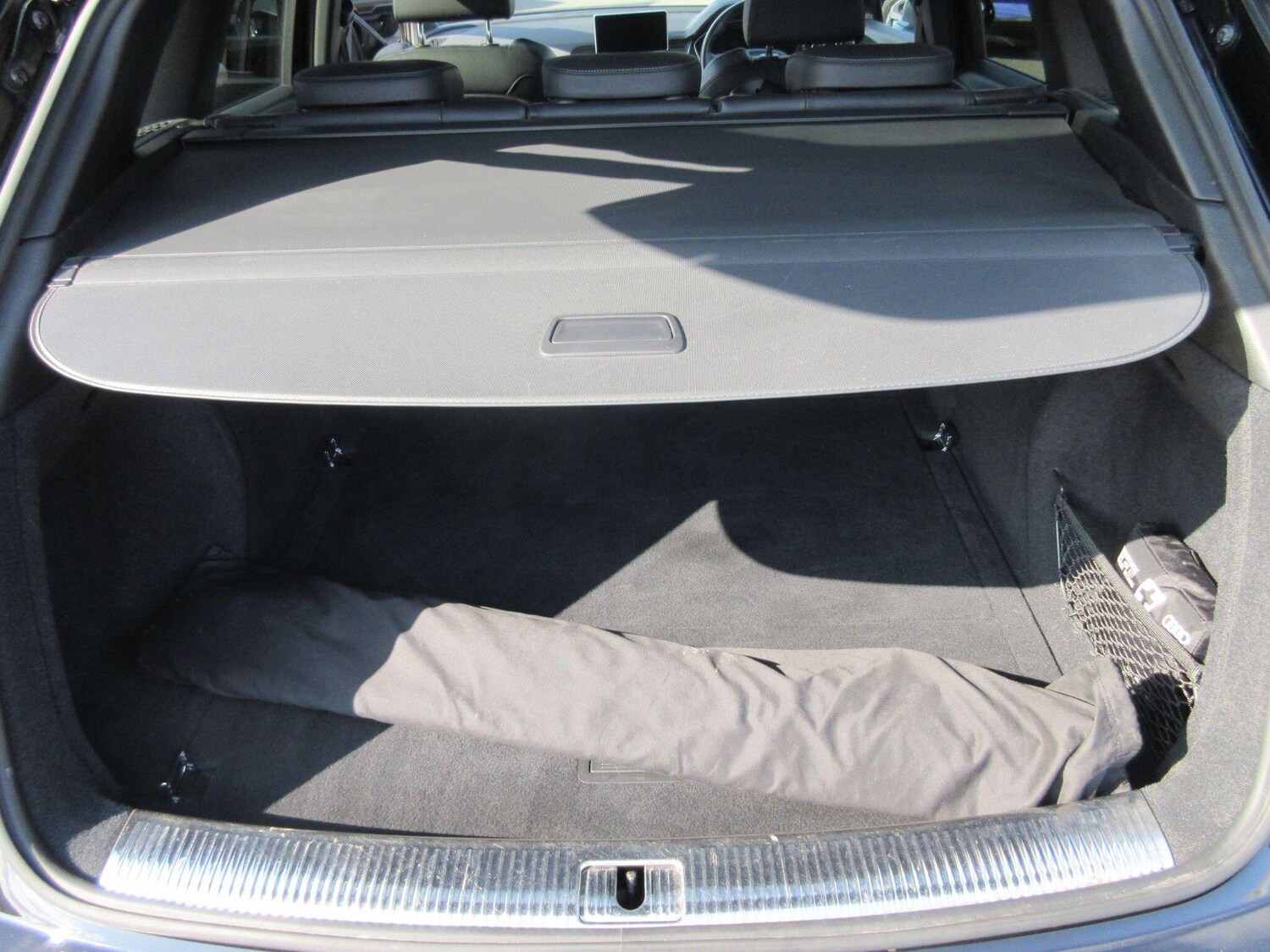 Vehicle 28