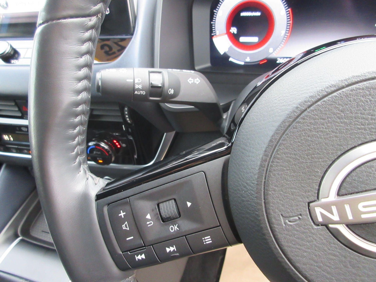 Used Nissan Qashqai 2023 for sale - 76551120: Photo 14