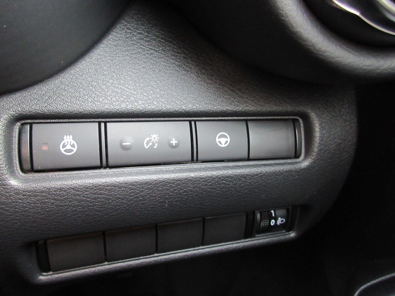 Used Nissan Juke 2023 for sale - 75915773: Photo 26