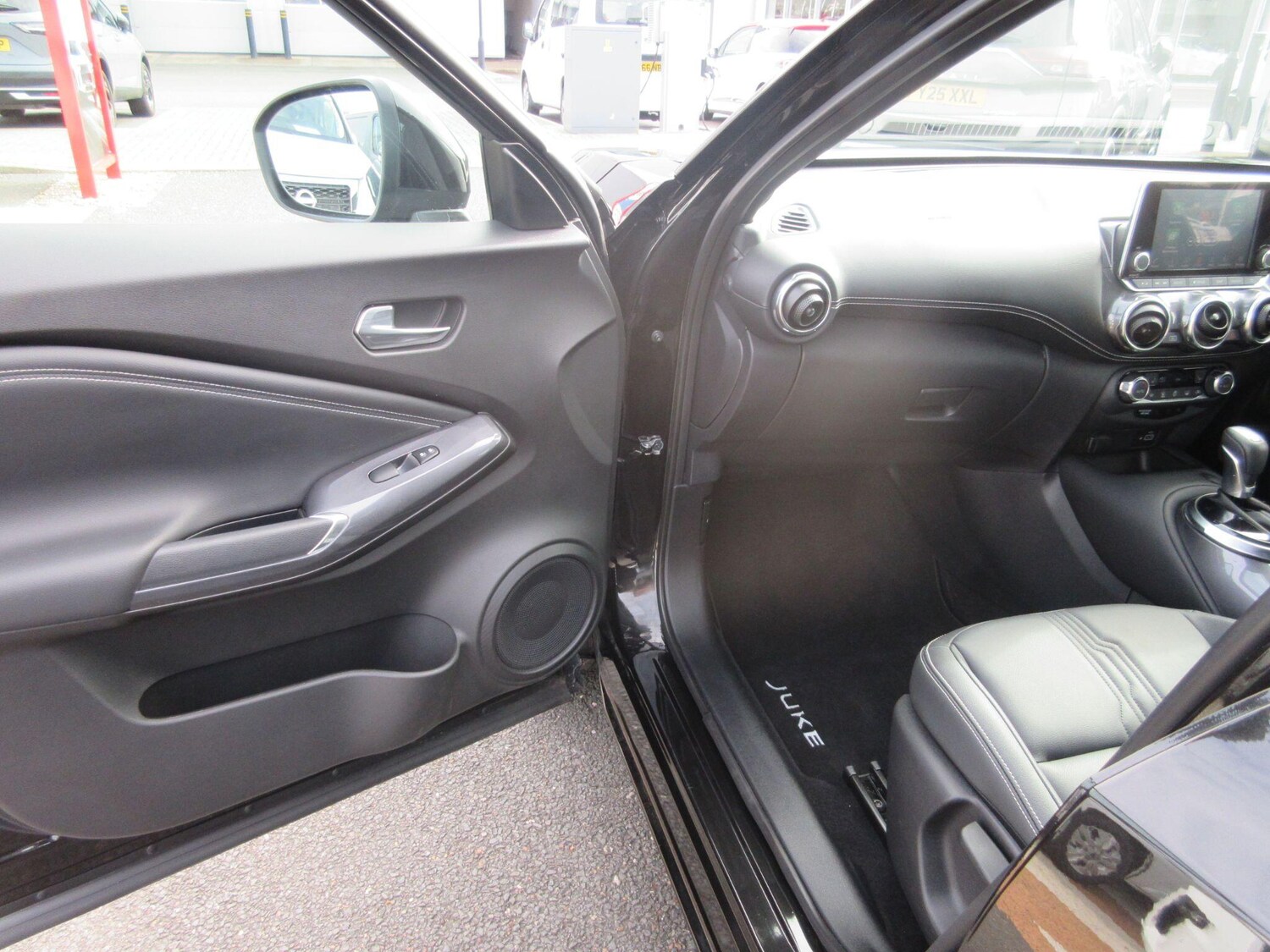 Used Nissan Juke 2023 for sale - 75915773: Photo 33