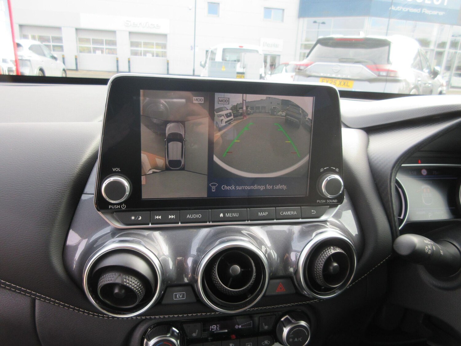 Used Nissan Juke 2023 for sale - 75915773: Photo 36