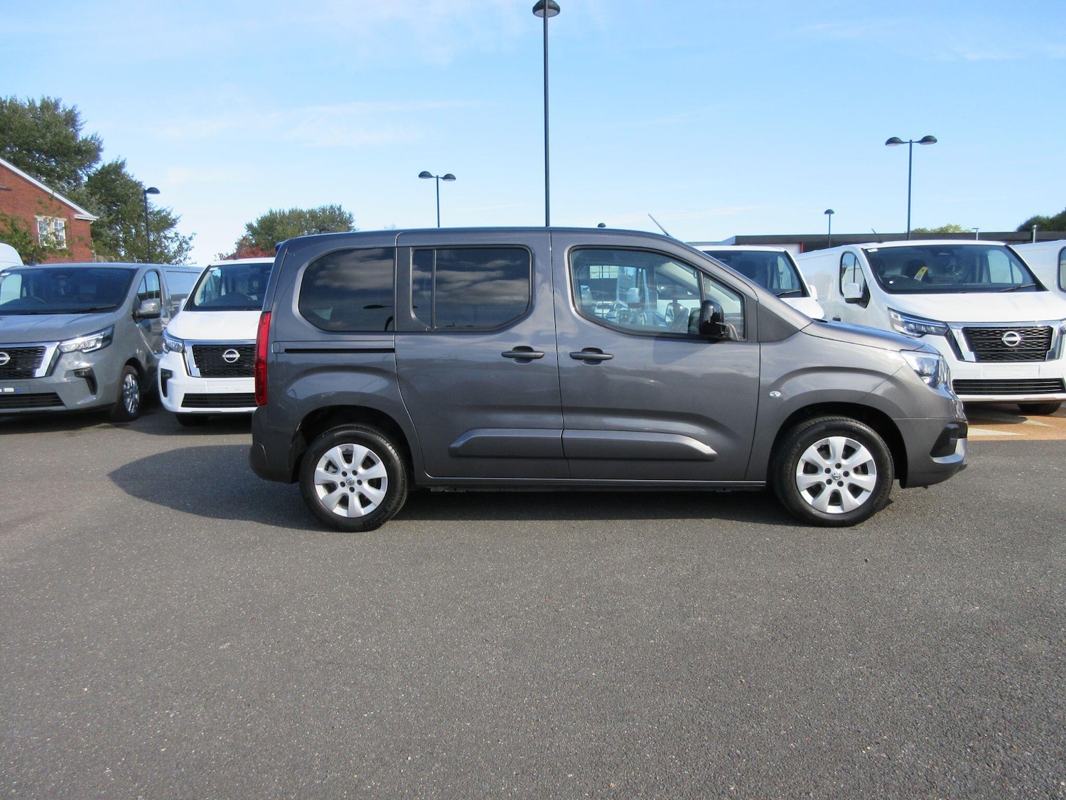 Used Vauxhall Combo Life 2023 for sale - 76108820: Photo 13