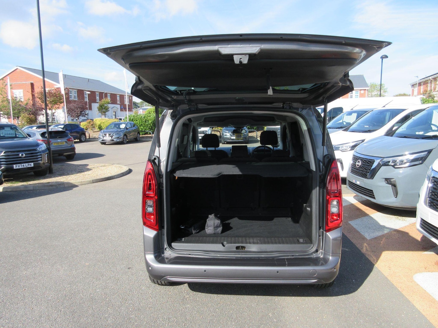 Used Vauxhall Combo Life 2023 for sale - 76108820: Photo 18