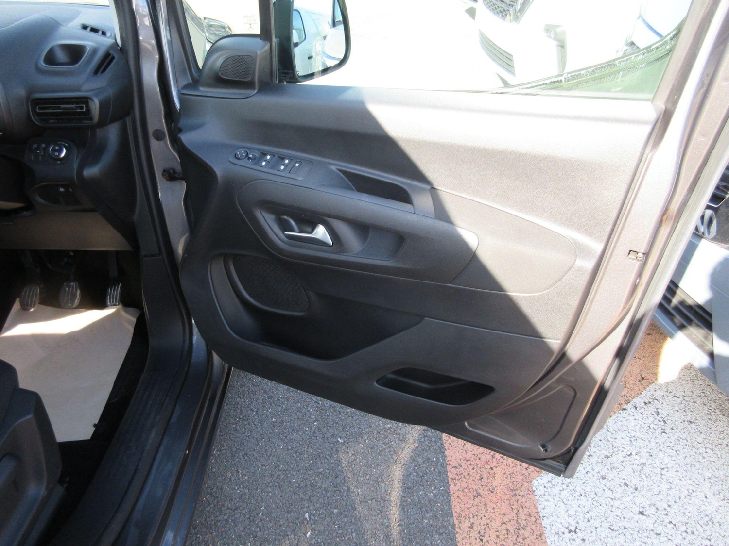 Used Vauxhall Combo Life 2023 for sale - 76108820: Photo 30