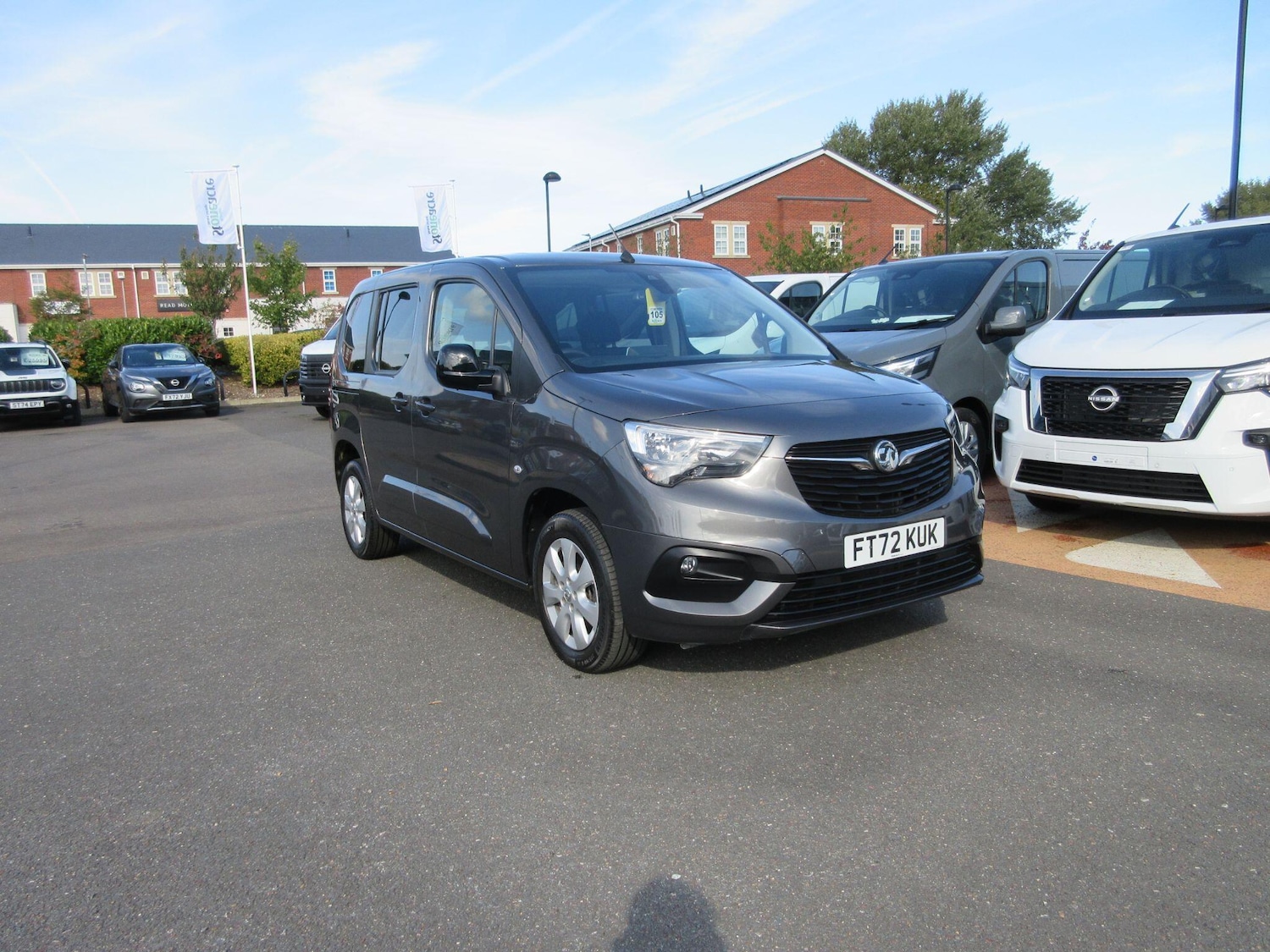 Used Vauxhall Combo Life 2023 for sale - 76108820: Photo 9