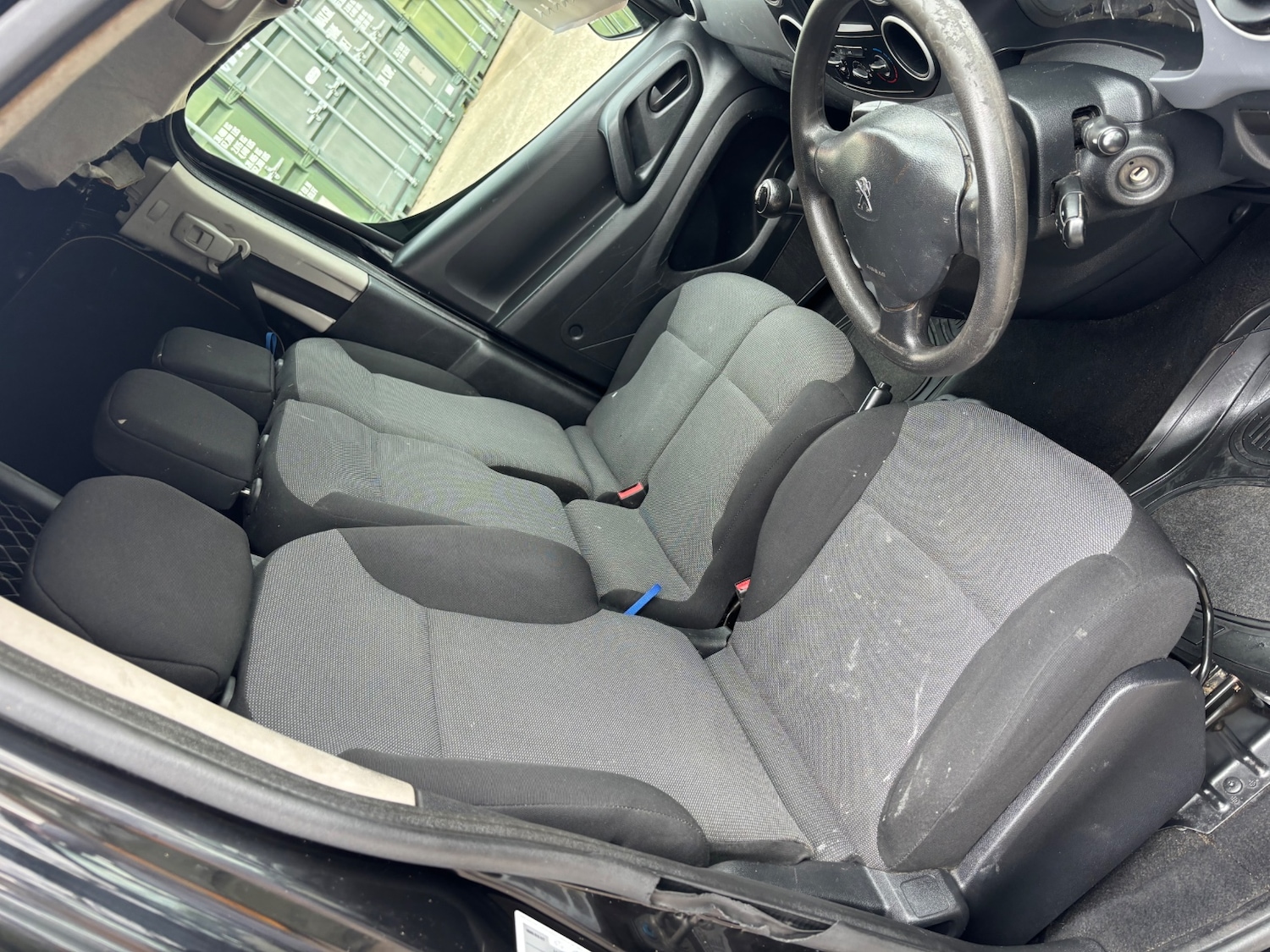 Used Peugeot Partner 2017 for sale - 76249455: Photo 11