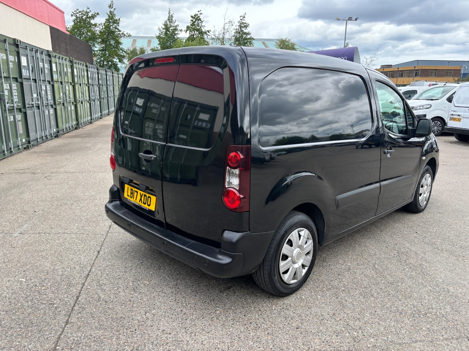 Used Peugeot Partner 2017 for sale - 76249455: Photo 3