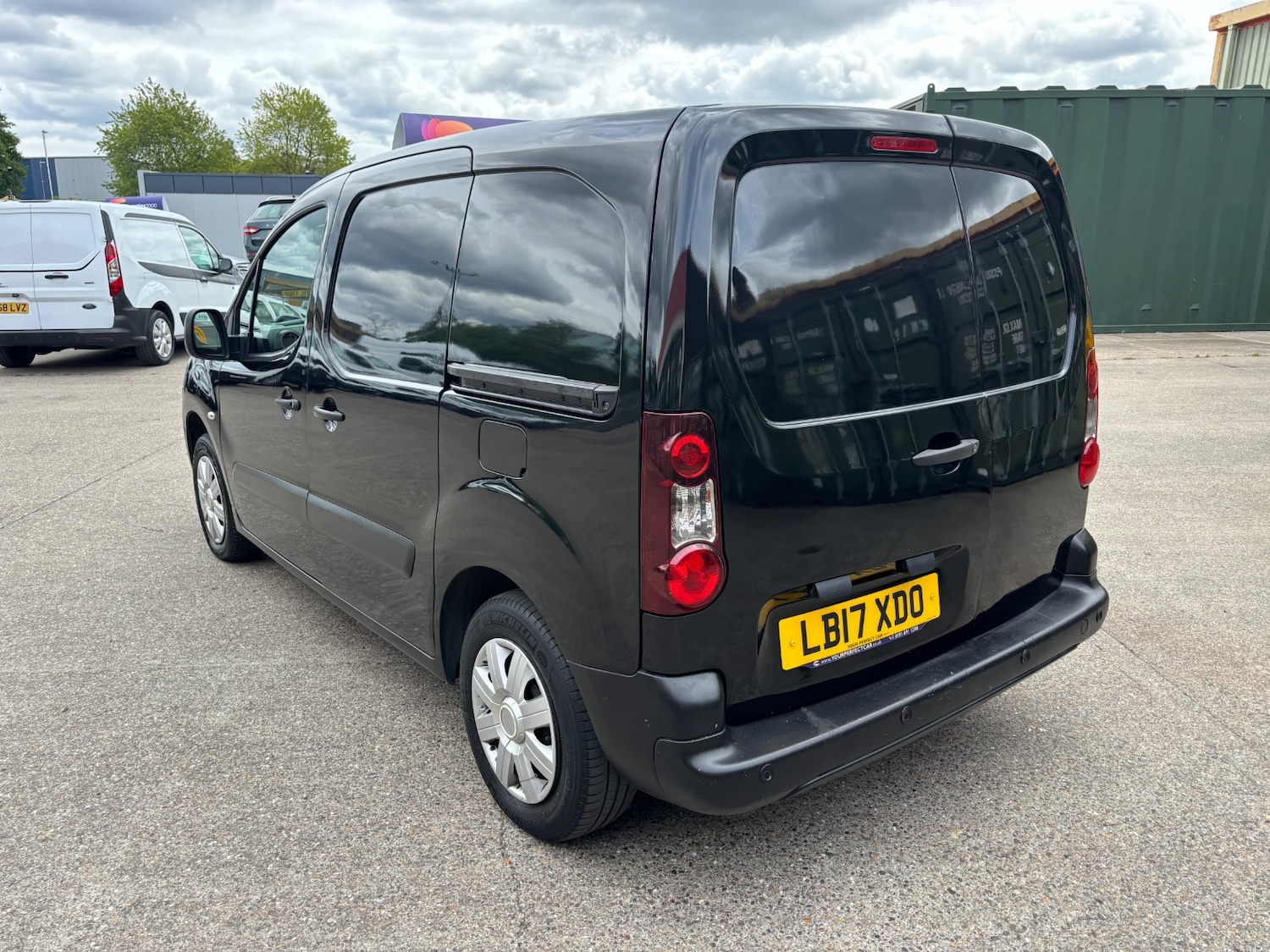 Used Peugeot Partner 2017 for sale - 76249455: Photo 5