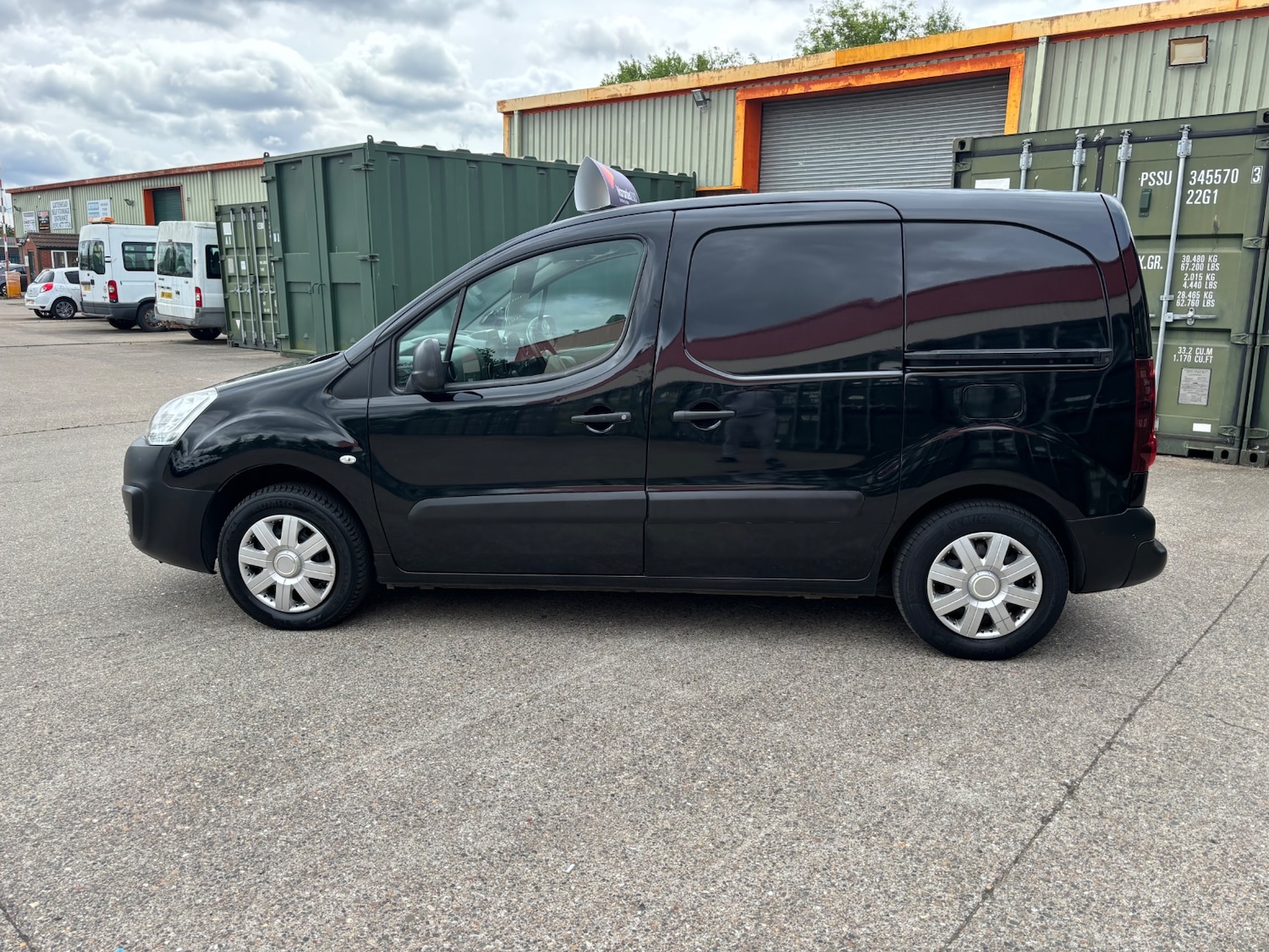 Used Peugeot Partner 2017 for sale - 76249455: Photo 6