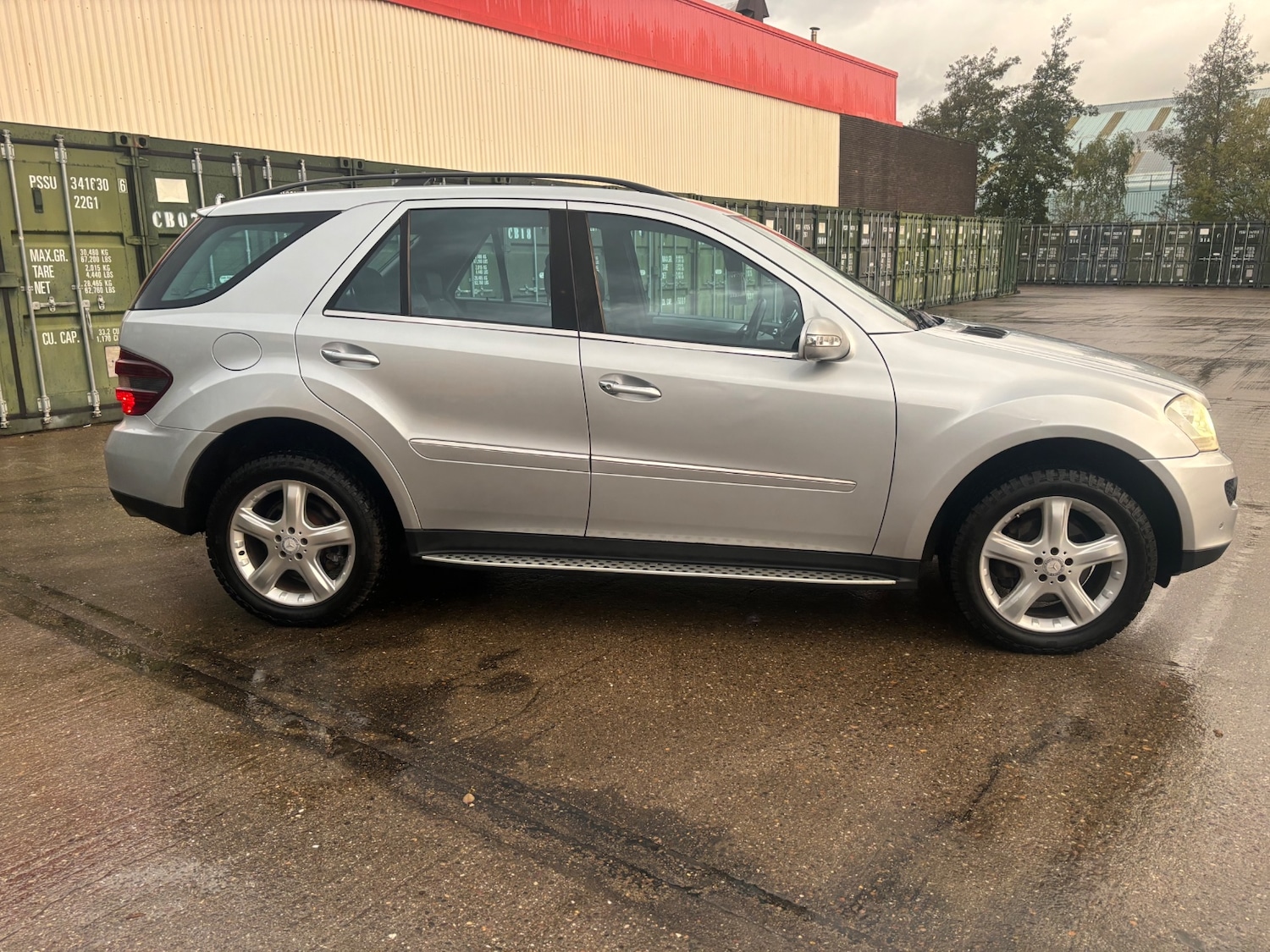 Used Mercedes-Benz M Class 2008 for sale - 76690714: Photo 2